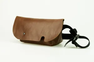 メッセンジャーバッグ (XS)/BROWN-FAS