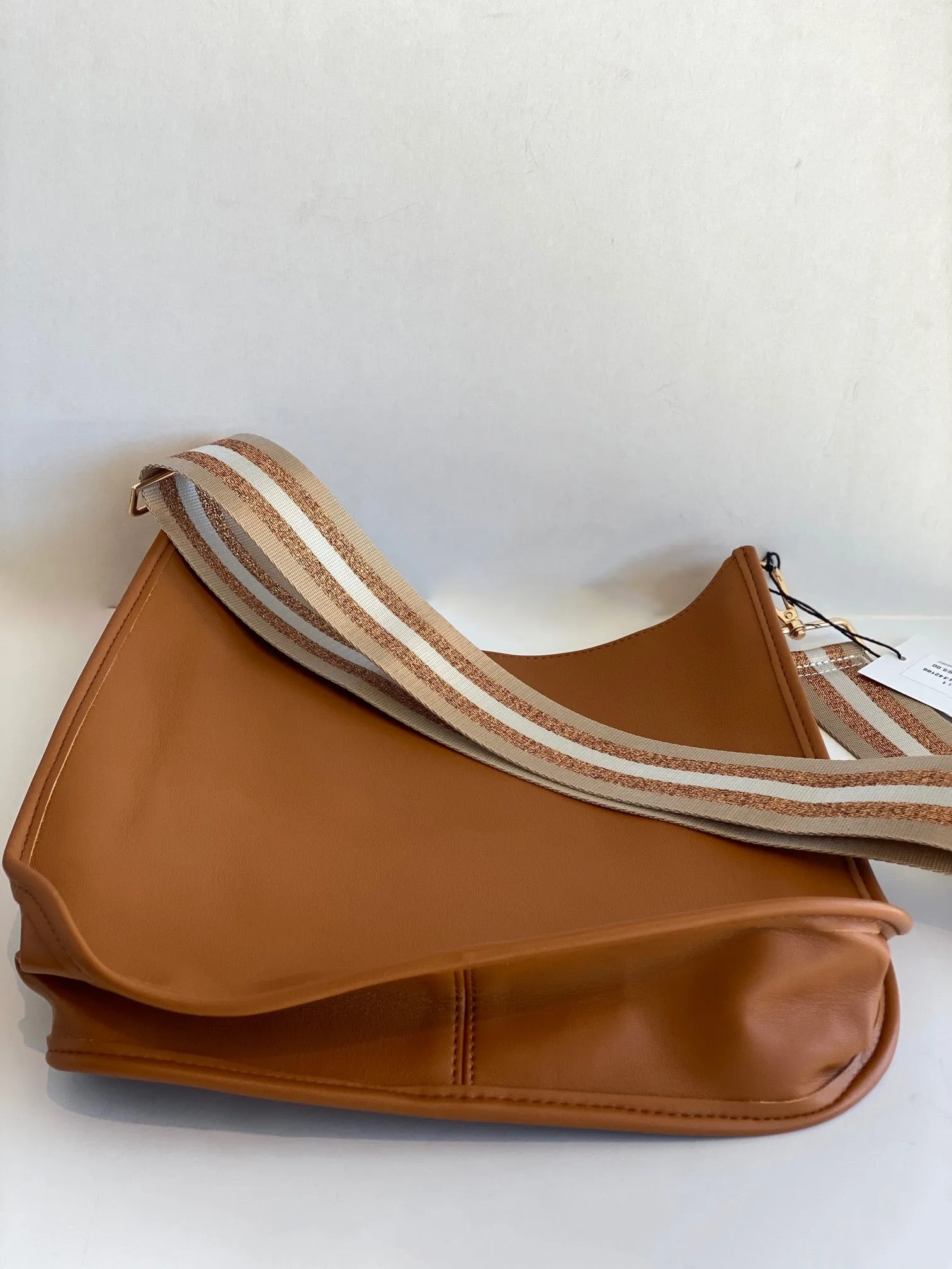 Ahdorned Large Messenger bag