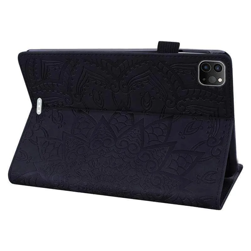 iPad Air 5 2022 Classic Flower Leather Cover