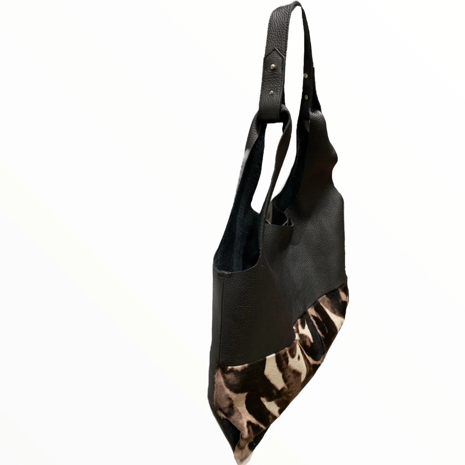 Malvina. Black calf-hair leather shoulder bag