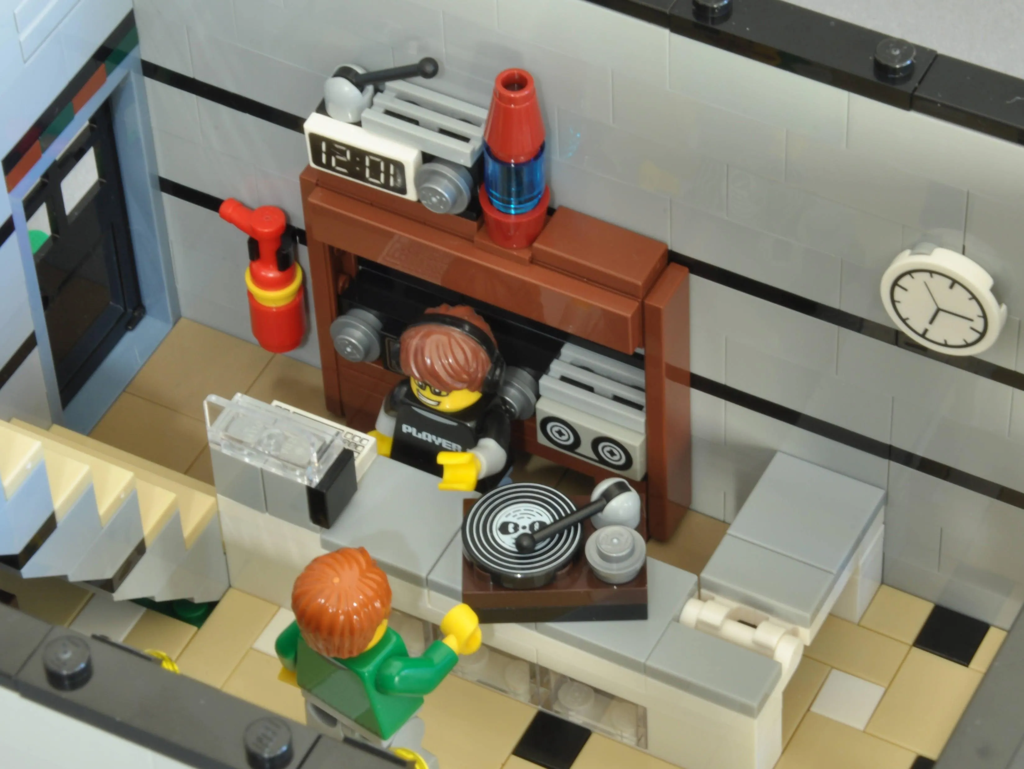 Modular Book Store and Electronic Store