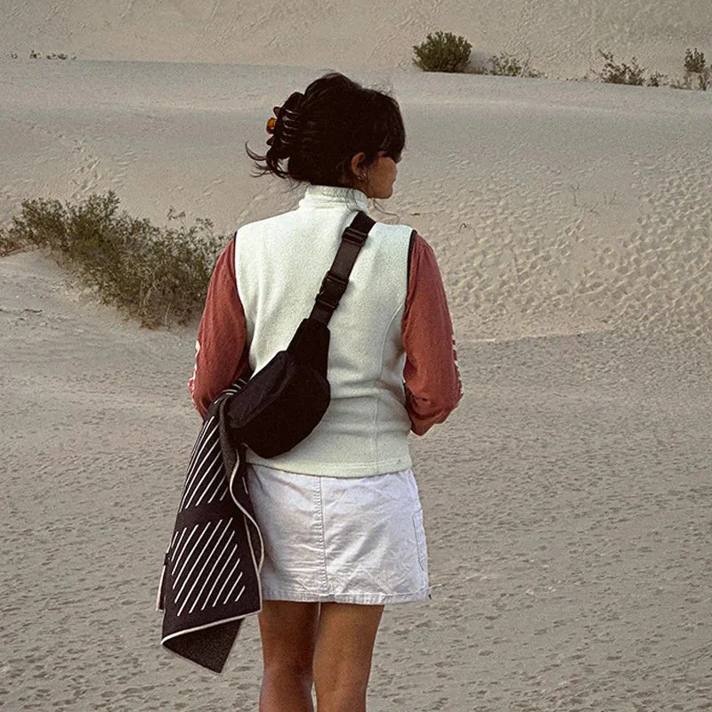 Nomadix Raven Black | Fanny Pack