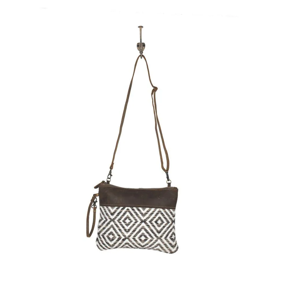 Sine Qua Non Small Crossbody