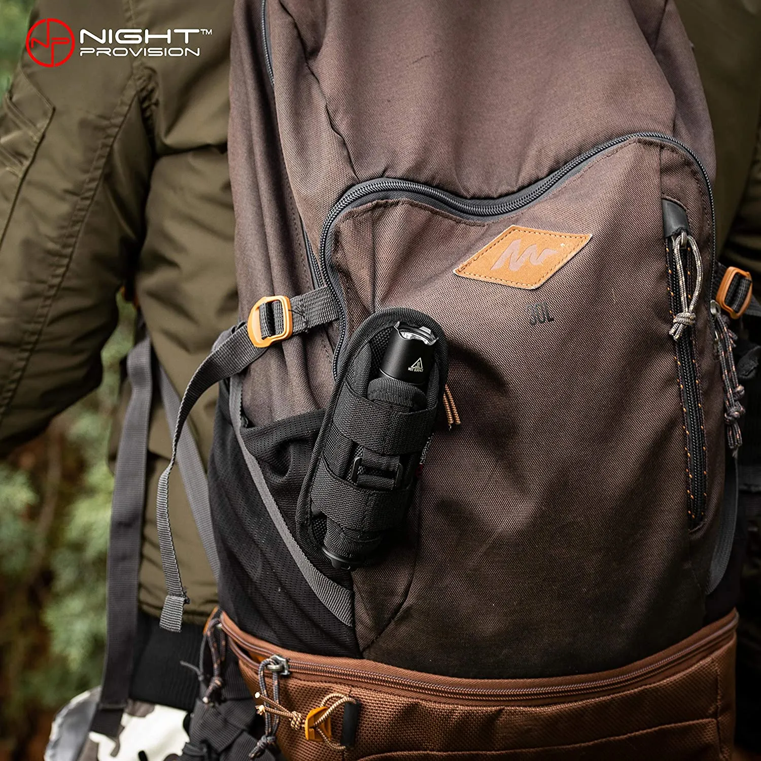 TH1 TACTICAL FLASHLIGHT HOLSTER DUTY BELT POUCH STRETCHABLE ROTATABLE CLIP 360 DEGREE HOLDER FOR POLICE MILITARY SECURITY BELT