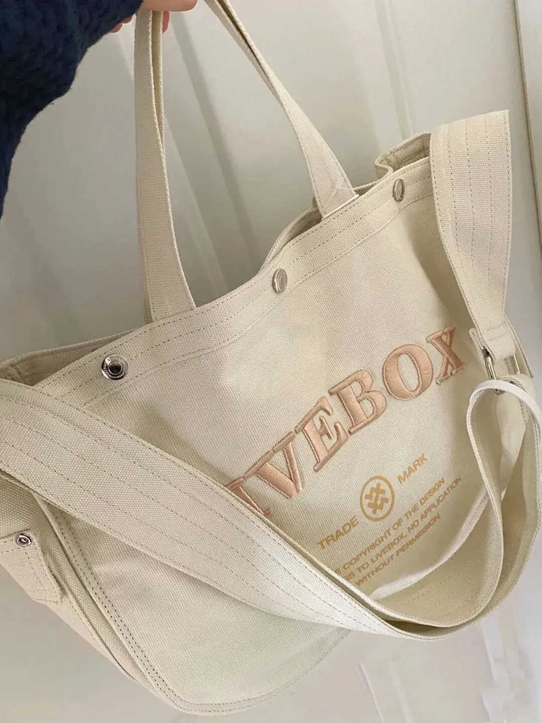 UAKISS  - Retro American Embroidery Canvas Bag High Capacity High Quality Women's Bag Messenger Bag Tote Shopping Bag Commuter Bag Purse